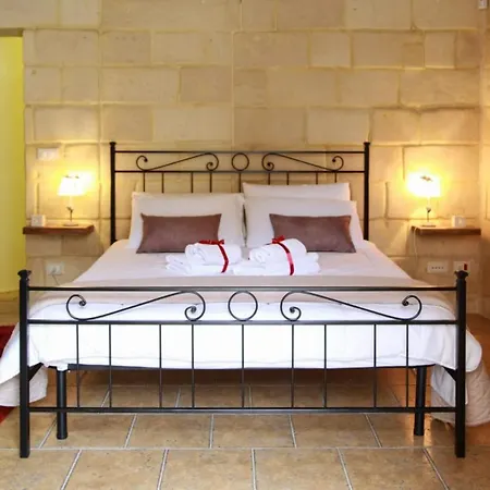 Dei Longobardi 度假居 莱切